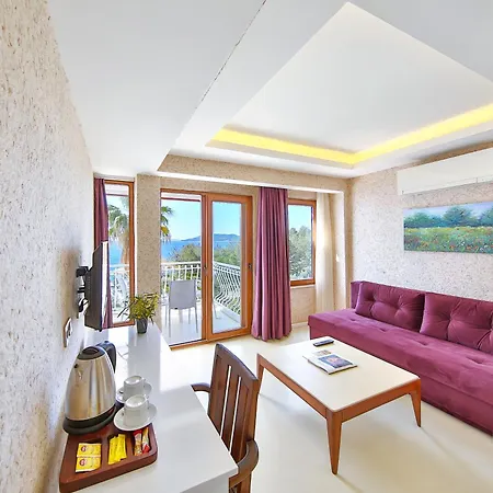 No37 Otel 3*