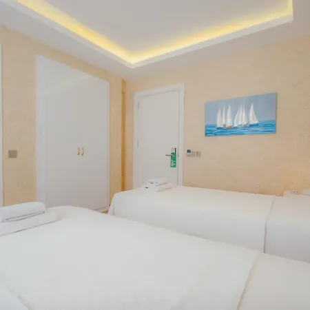 No37 Hotel 3*