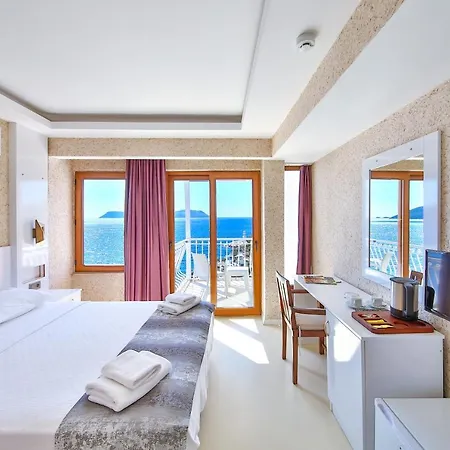Hotel No37 3*