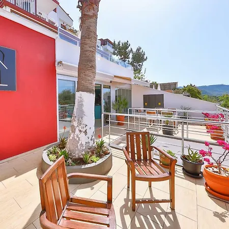 No37 Hotel 3*